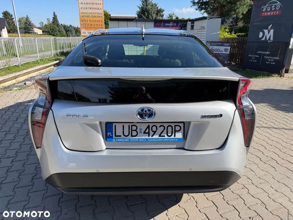 Toyota Prius 2017 photo 5