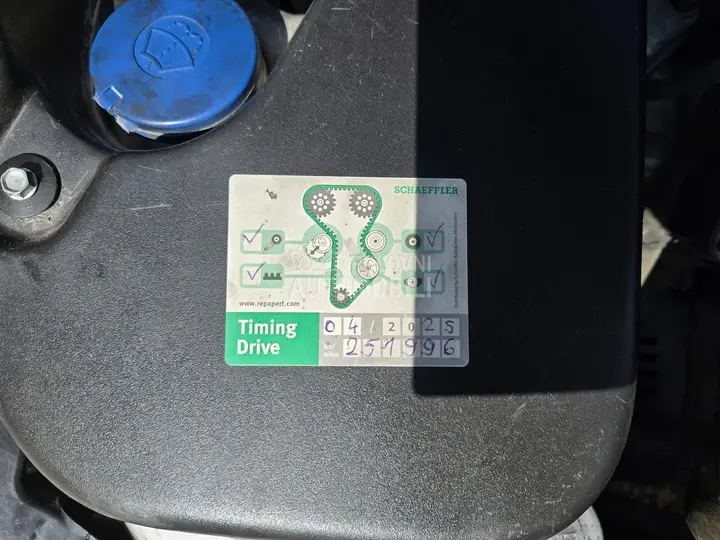 Citroen C4 2006 photo 3