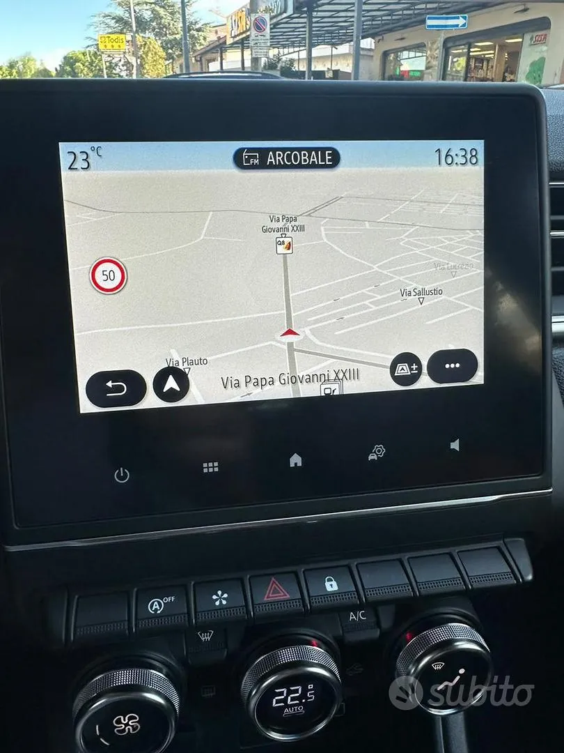 Renault Captur 2023 photo 5