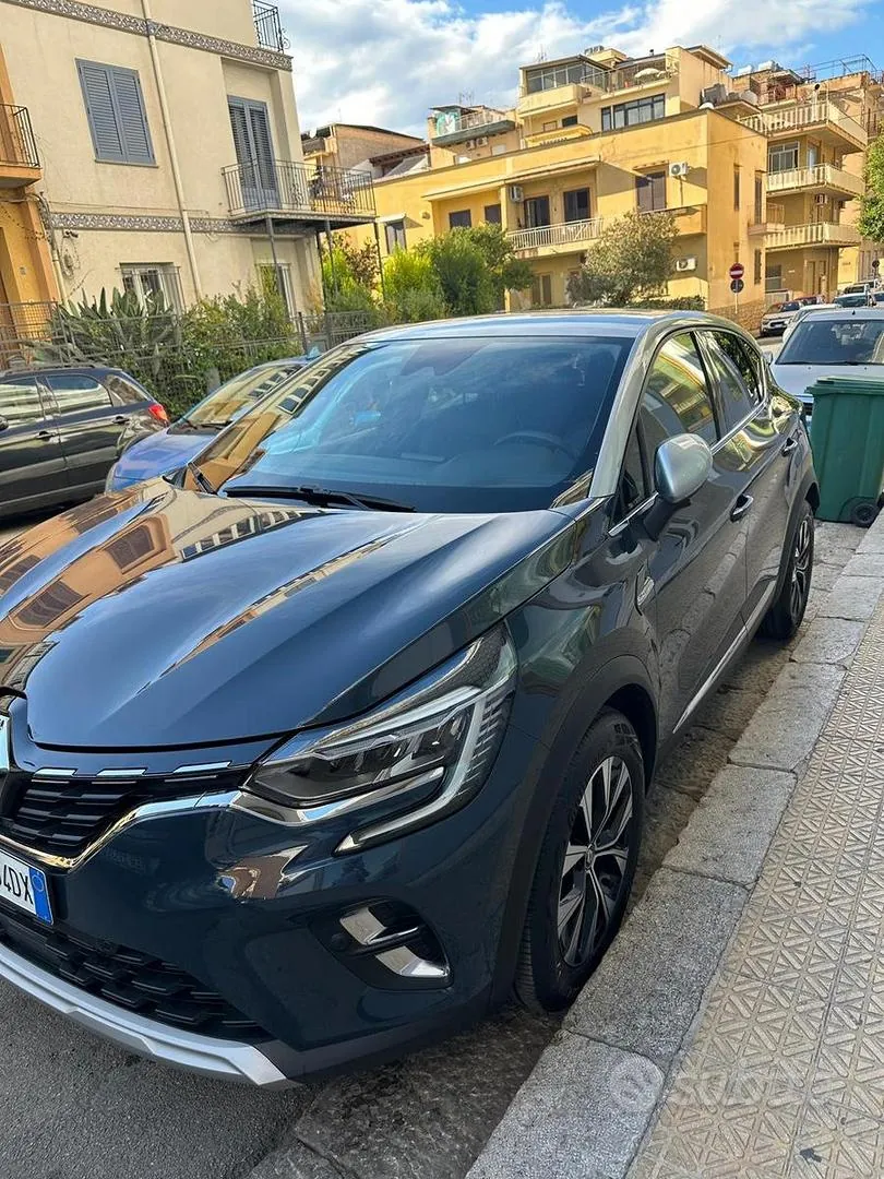 Renault Captur 2023 photo 3