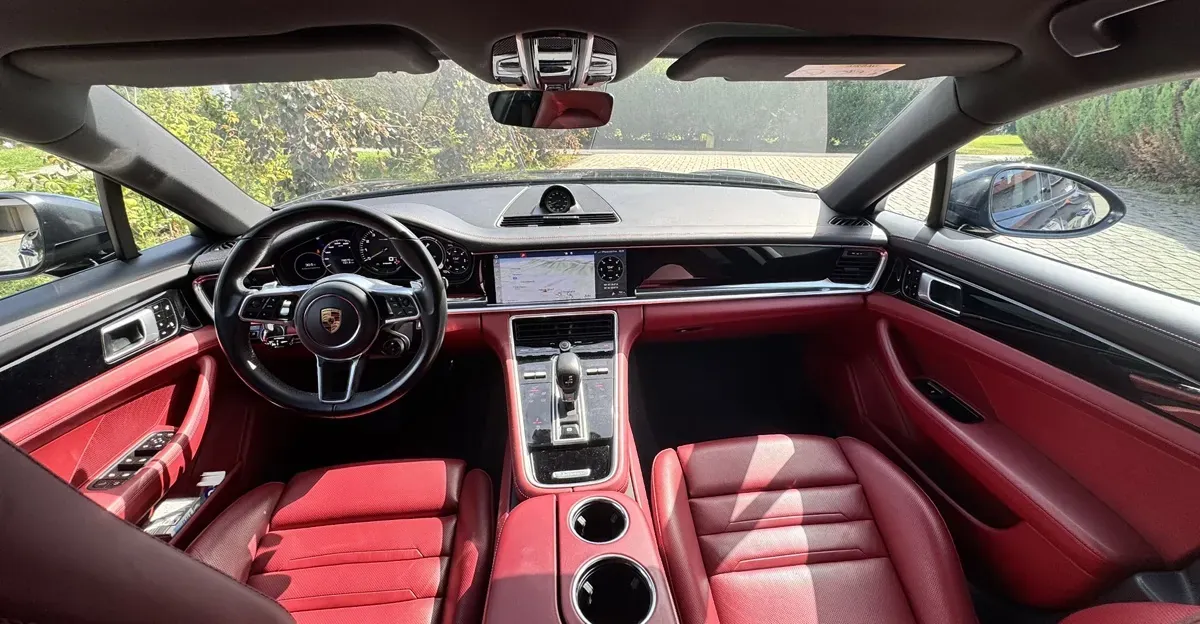 Porsche Panamera 2018 photo 3