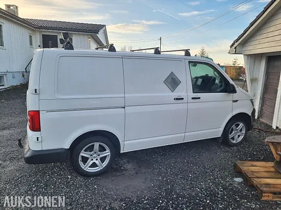 Volkswagen Transporter 2017 photo 4