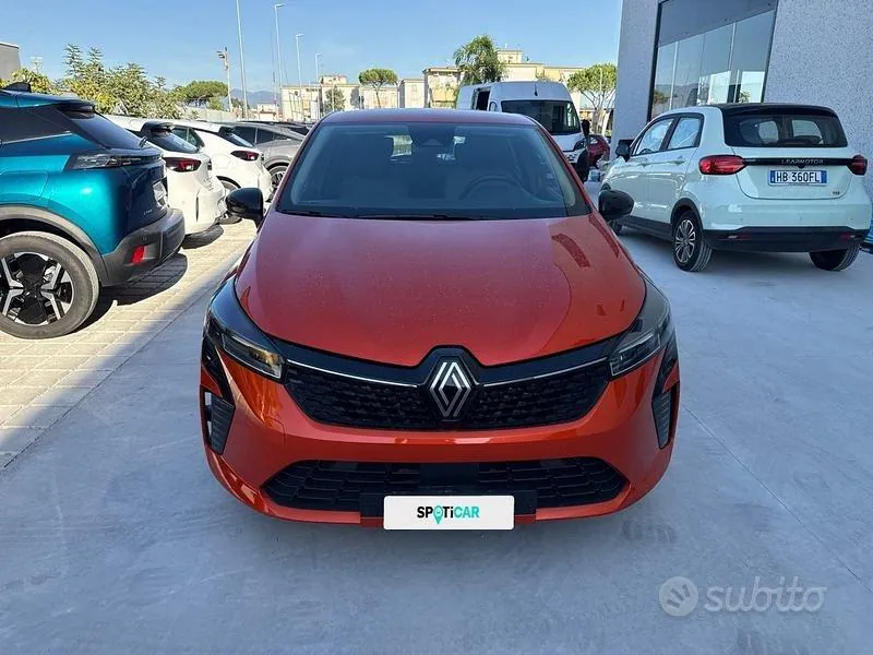 Renault Clio 2024 photo 2
