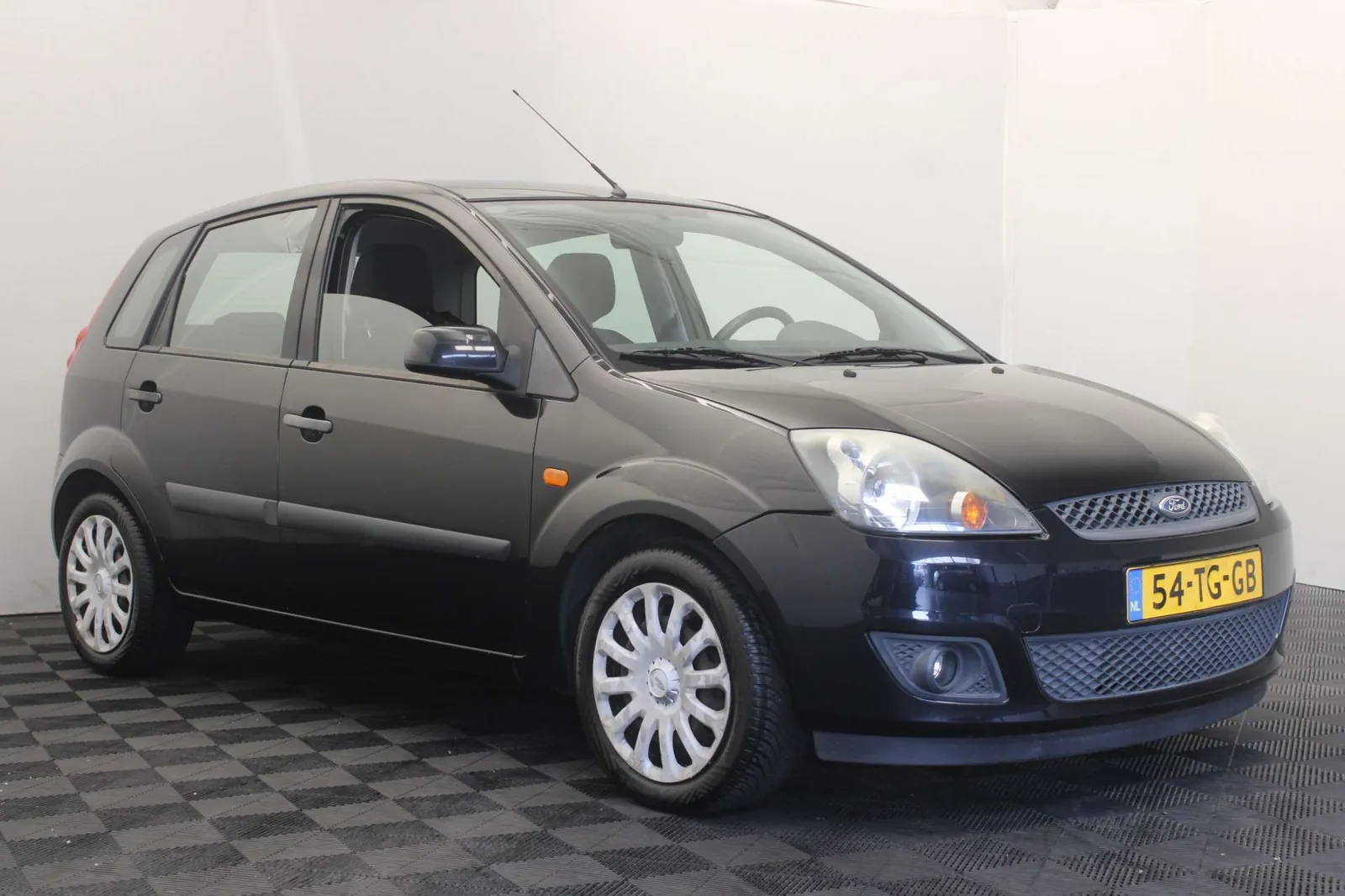 Ford Fiesta 2006 photo 3