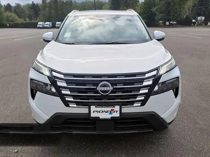 Nissan Rogue 2025 photo 2
