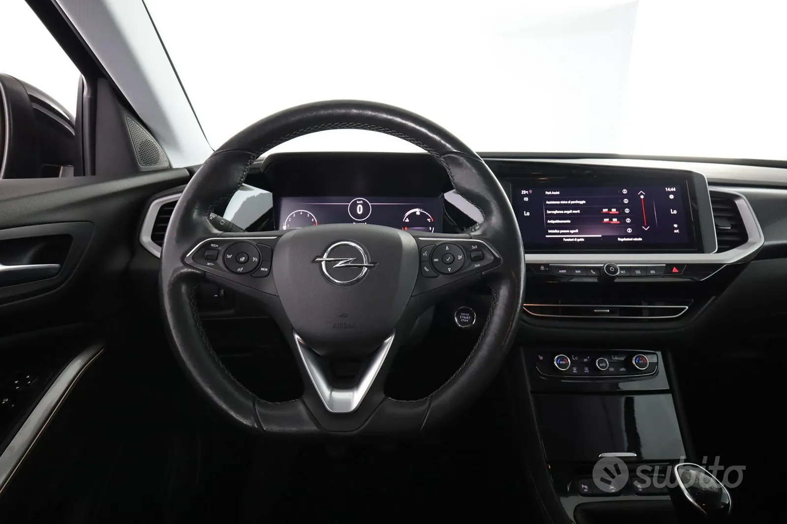 Opel Grandland 2022 photo 4