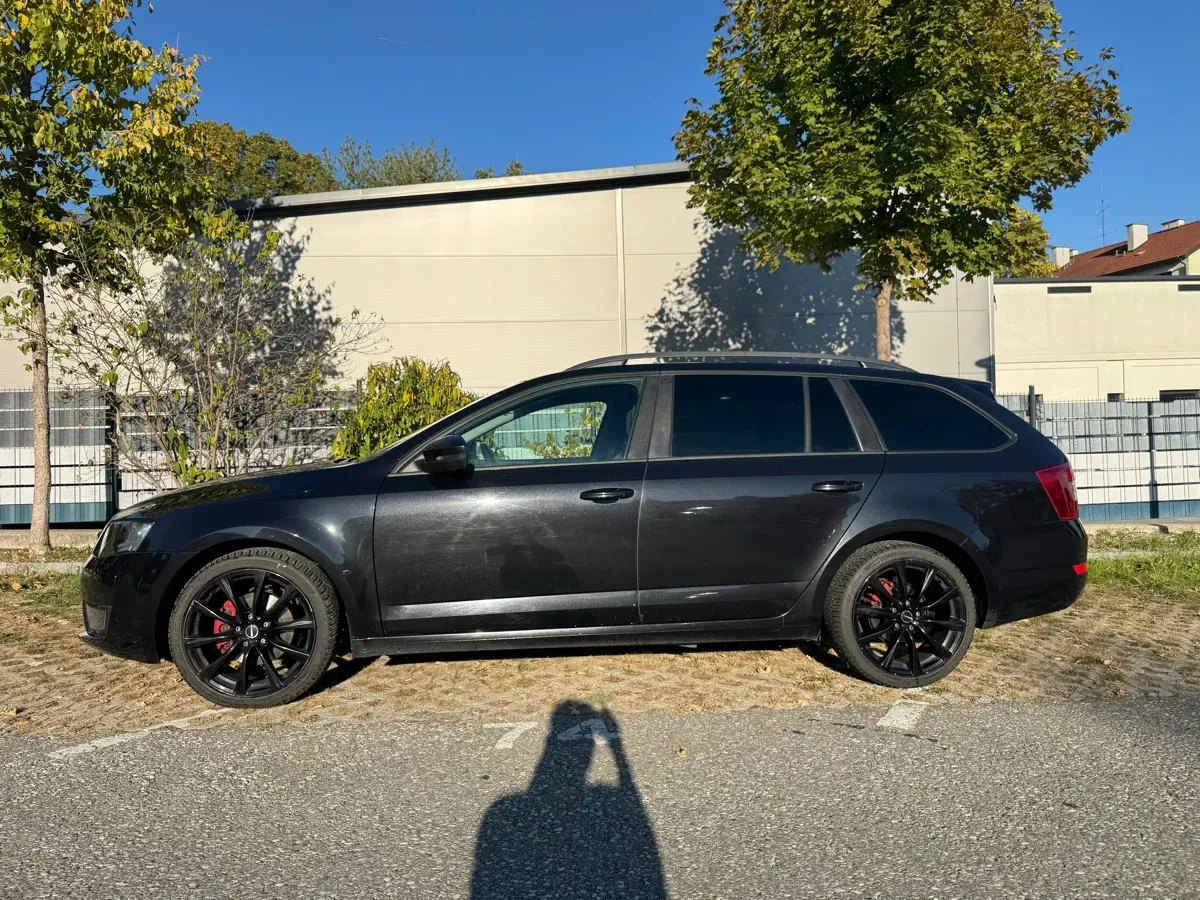 Skoda Octavia 2015 photo 2