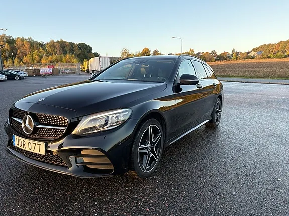 Mercedes-Benz C300