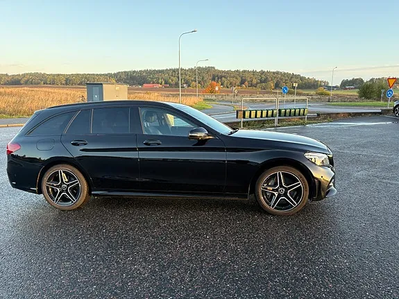 Mercedes-Benz C300 2021 photo 4