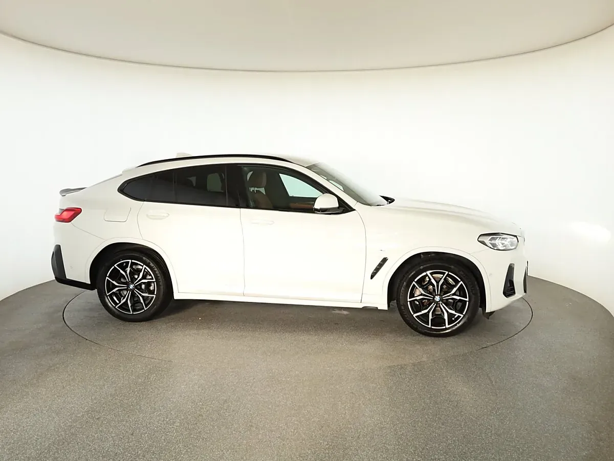 BMW X4 2023 photo 3