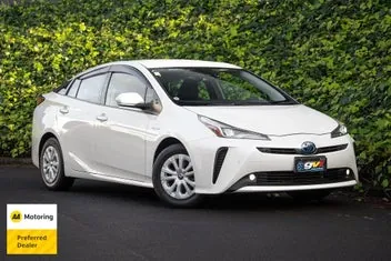 Toyota Prius 2020 photo 2