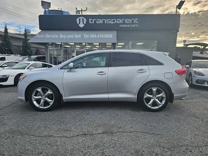 Toyota Venza 2010 photo 4