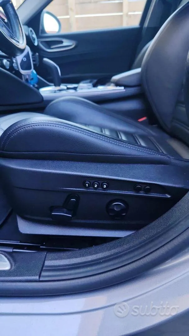 Alfa Romeo Giulia 2020 photo 2