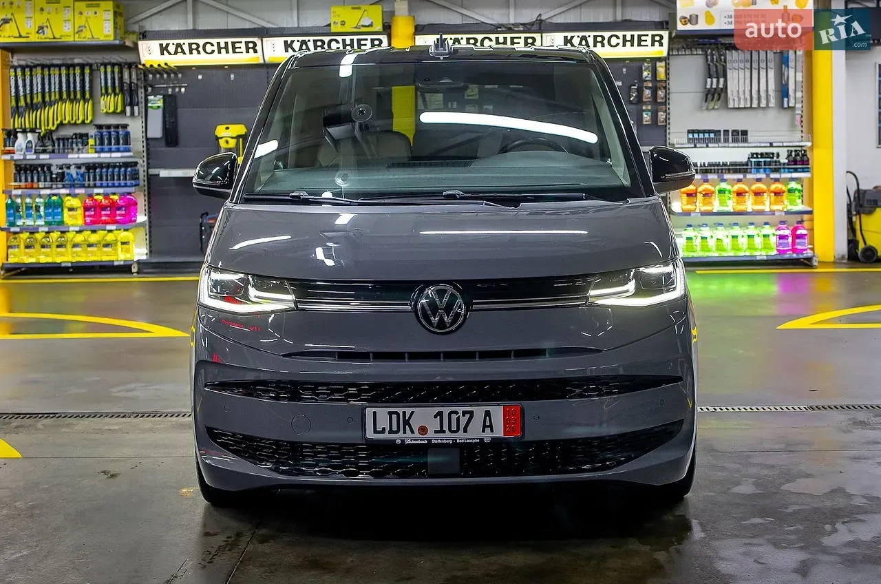Volkswagen Multivan 2022 photo 3