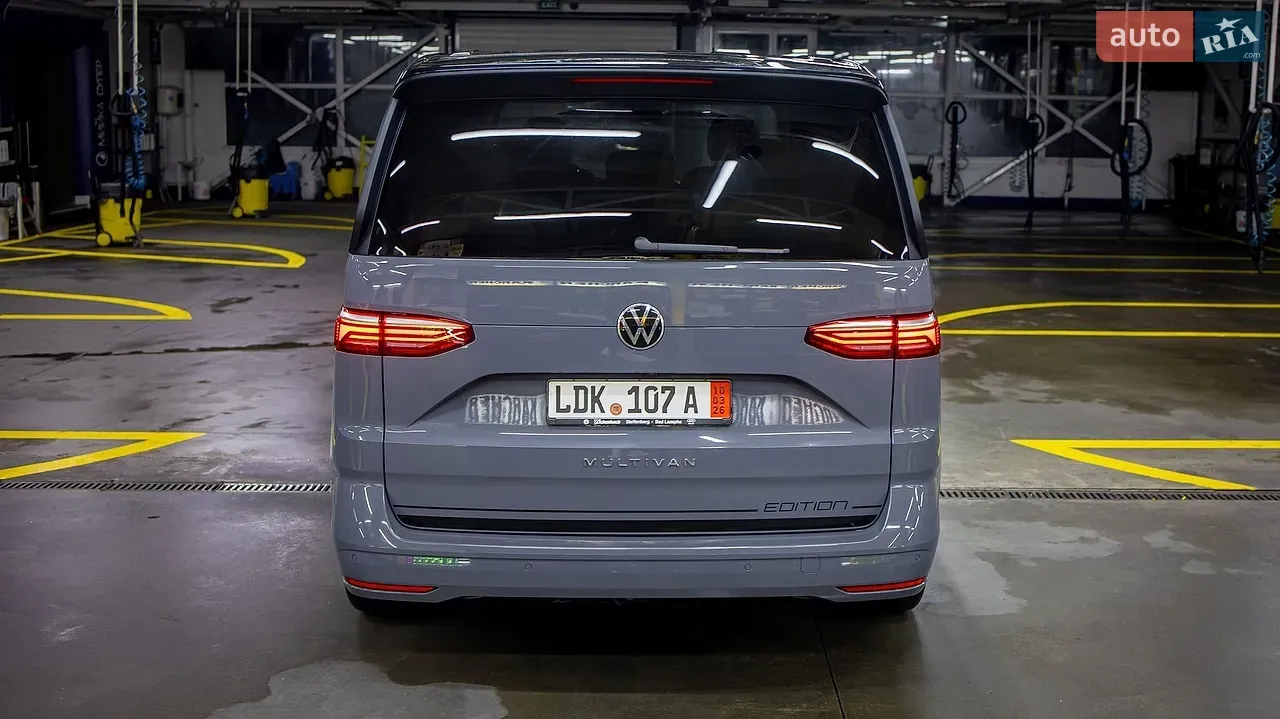 Volkswagen Multivan 2022 photo 5