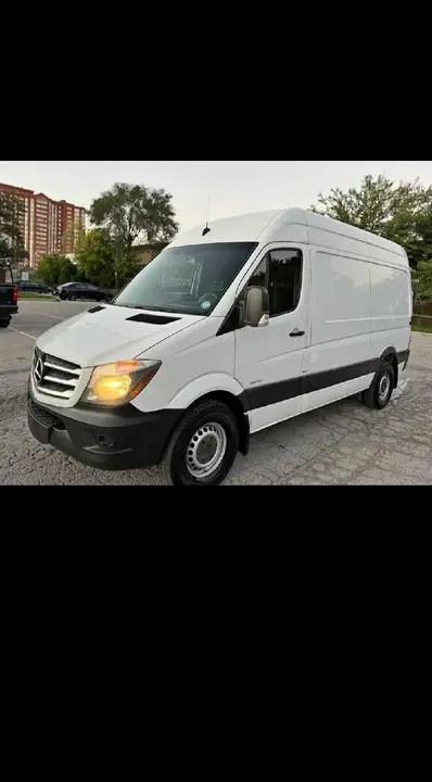 Mercedes-Benz Sprinter Van
