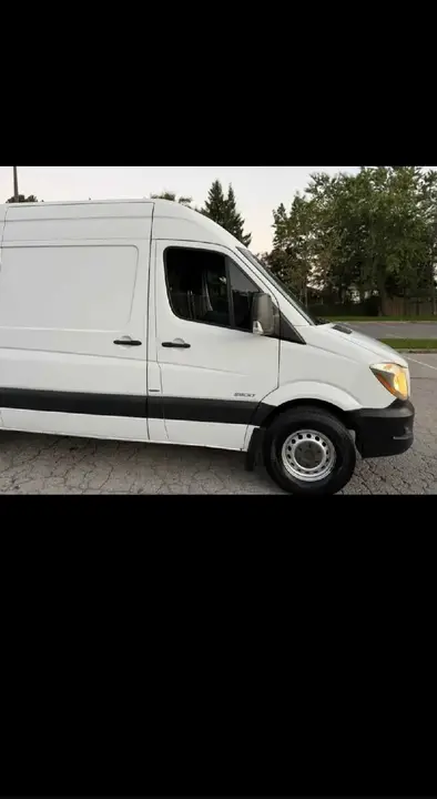 Mercedes-Benz Sprinter Van 2016 photo 5