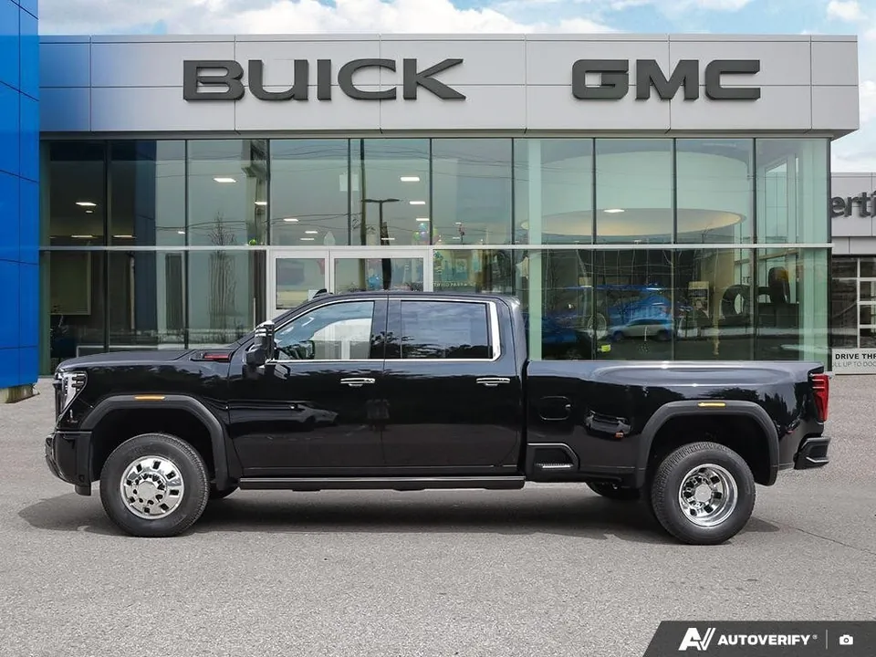 GMC Sierra 3500Hd 2026 photo 3