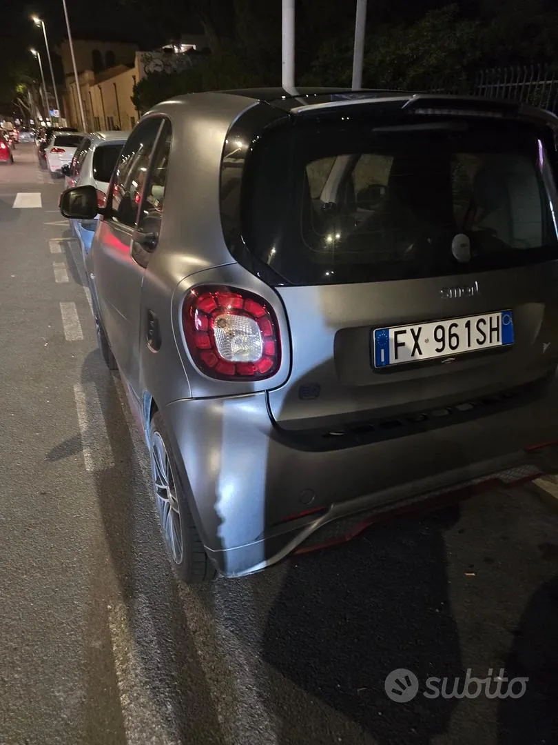 Smart Fortwo 2019 photo 4