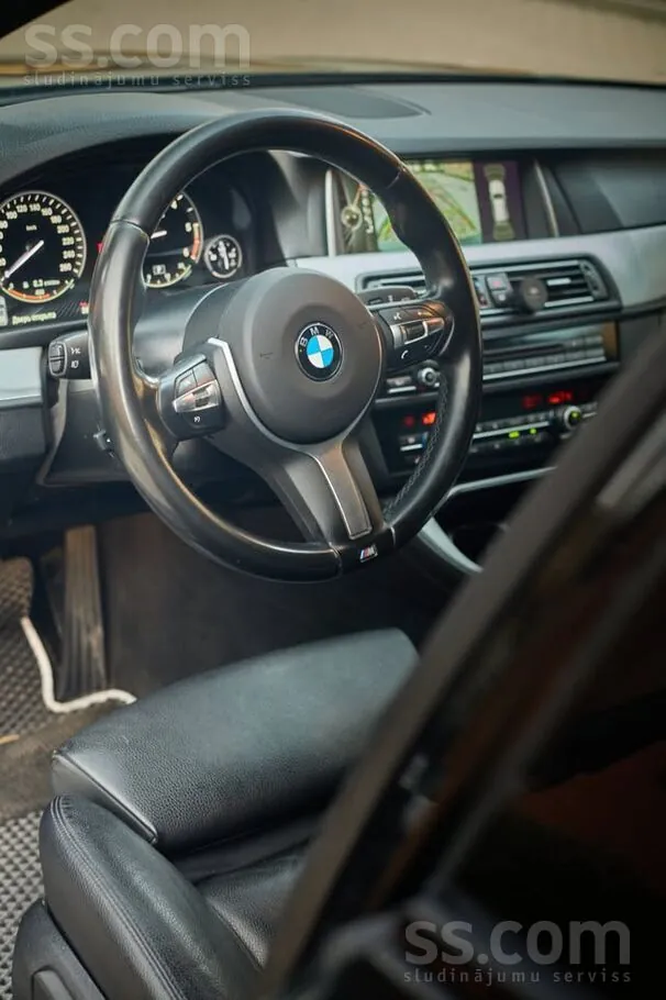 BMW 530 2015 photo 4