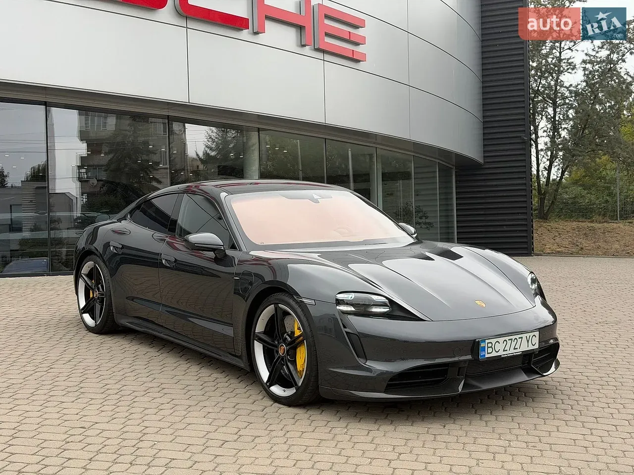 Porsche Taycan