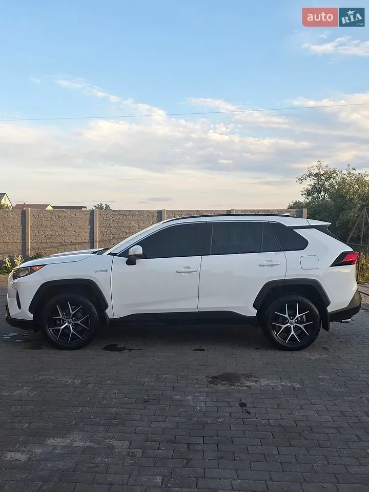 Toyota Rav4 2019 photo 3