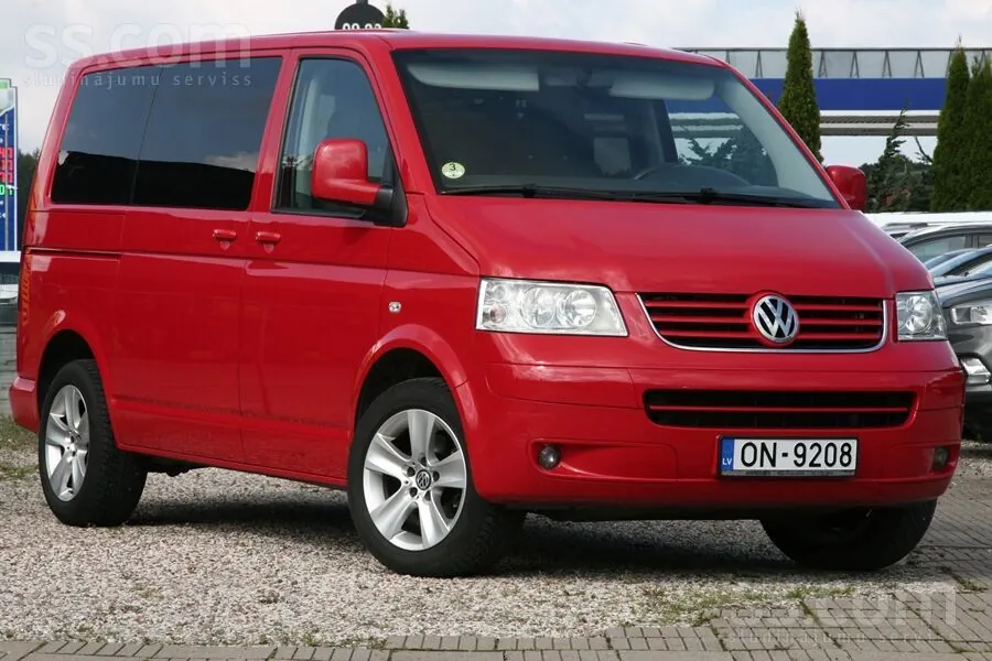 Volkswagen Caravelle 2005 photo 2