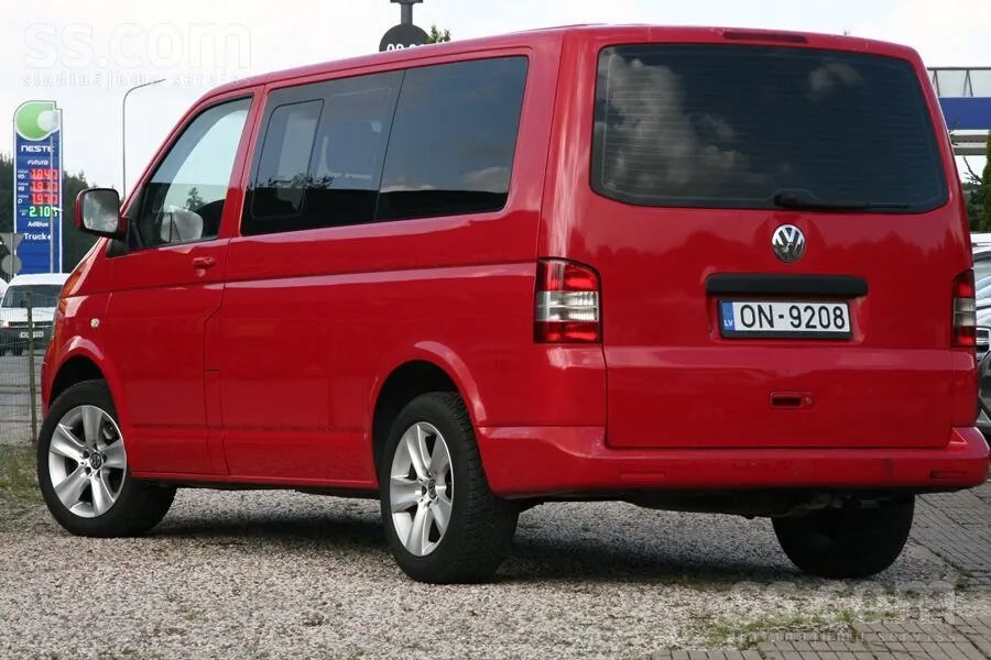 Volkswagen Caravelle 2005 photo 4