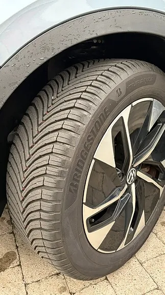 Volkswagen Id.4 2022 photo 3