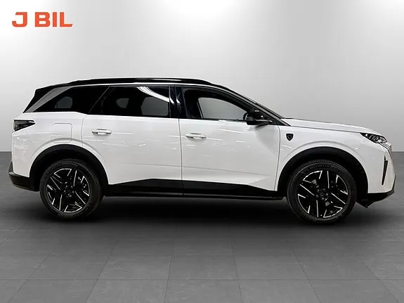 Peugeot 5008 2025 photo 3