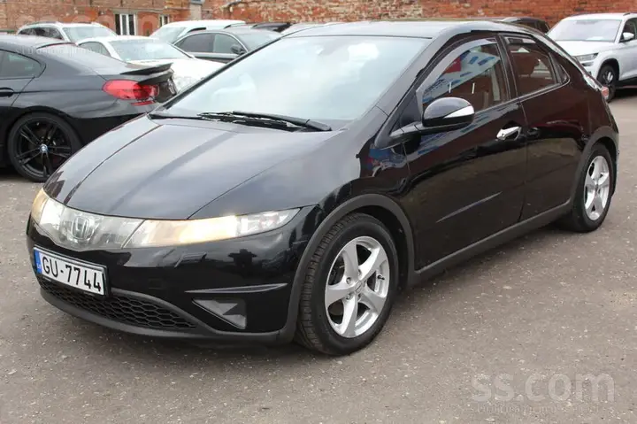 Honda Civic 2007 photo 2