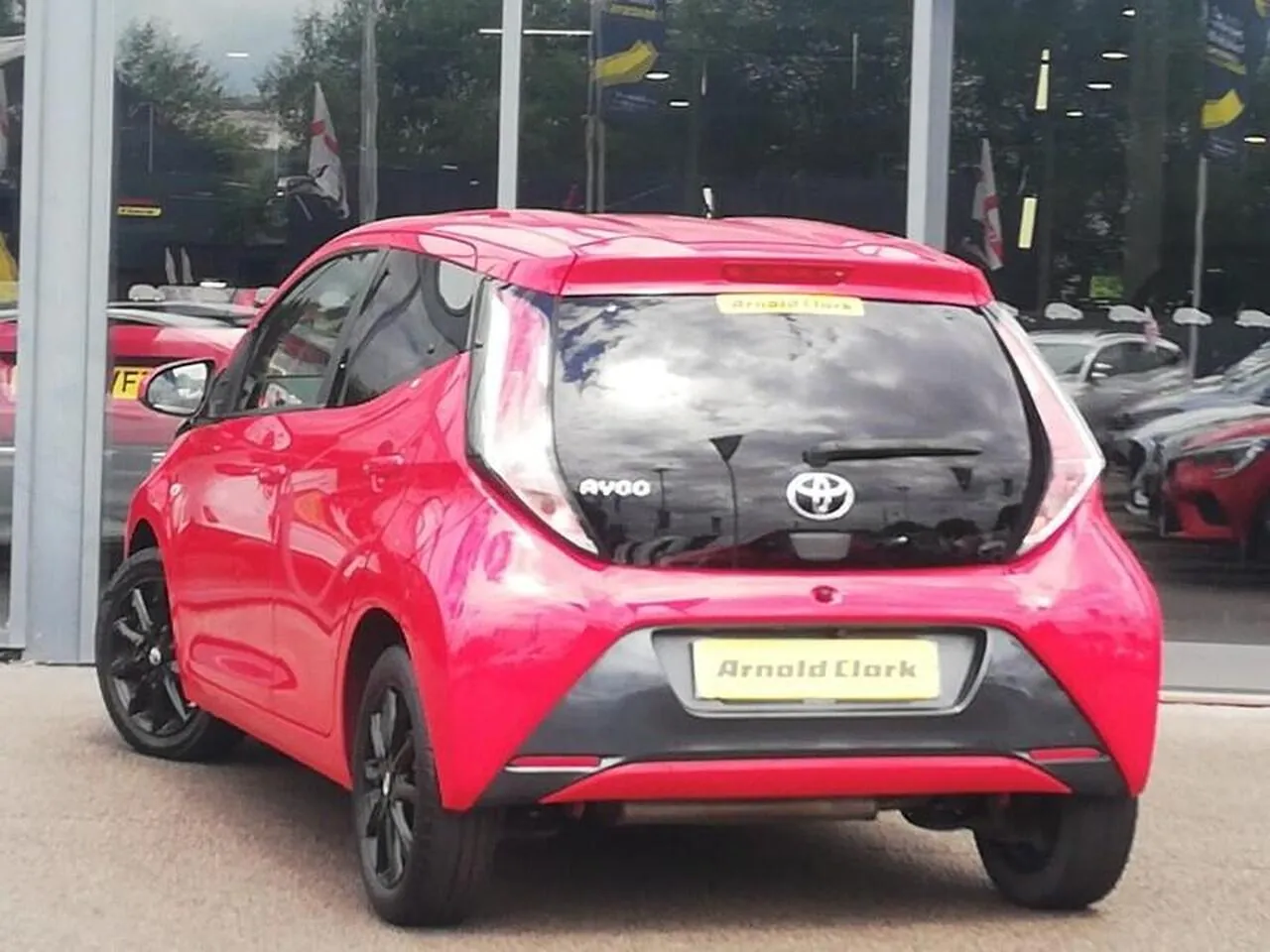Toyota Aygo 2017 photo 2
