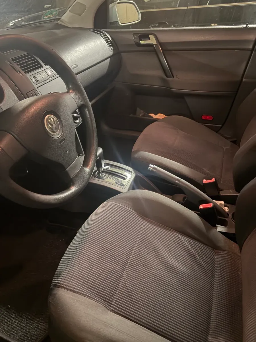 Volkswagen Polo 2006 photo 3