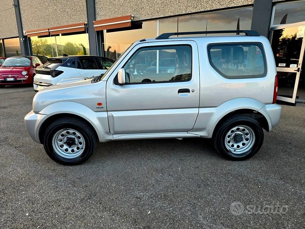 Suzuki Jimny 2006 photo 4