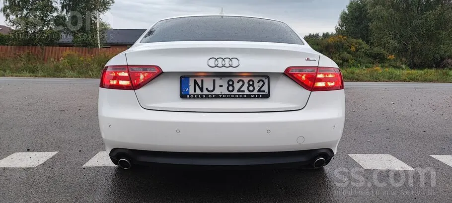 Audi A5 2009 photo 5