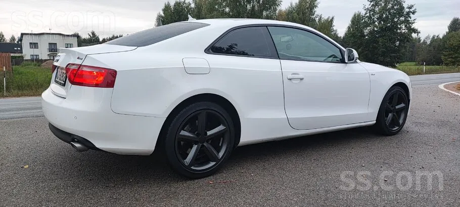 Audi A5 2009 photo 3