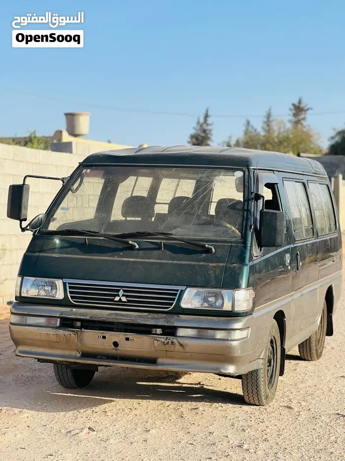 Mitsubishi Delica