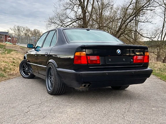 BMW 525Ix 1995 photo 4