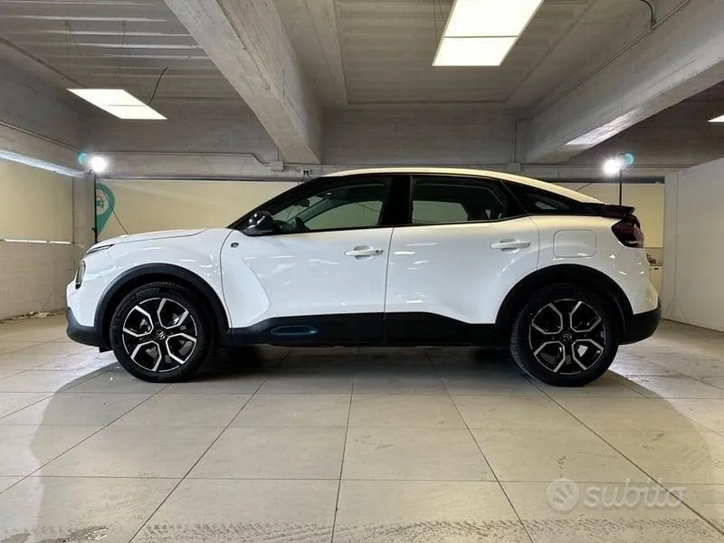 Citroen C4 2023 photo 2