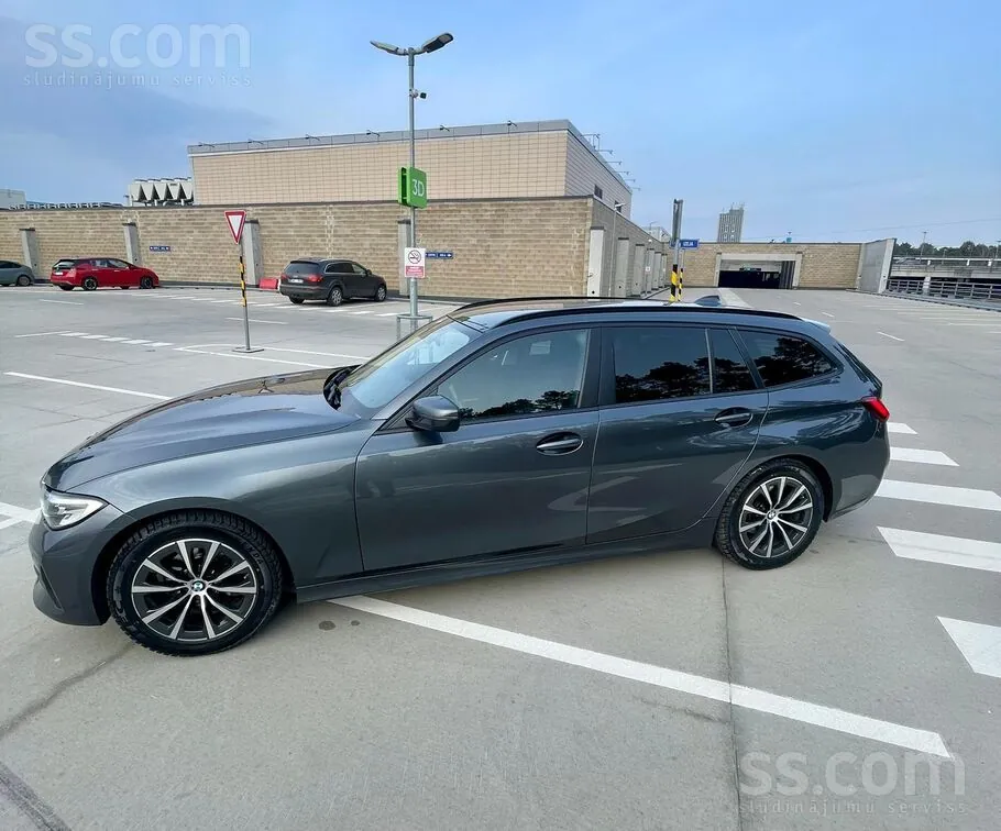 BMW 318 2021 photo 5