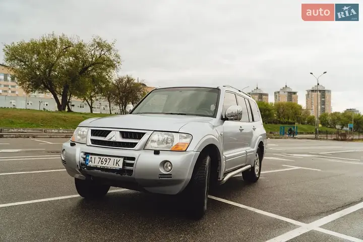 Mitsubishi Pajero Wagon