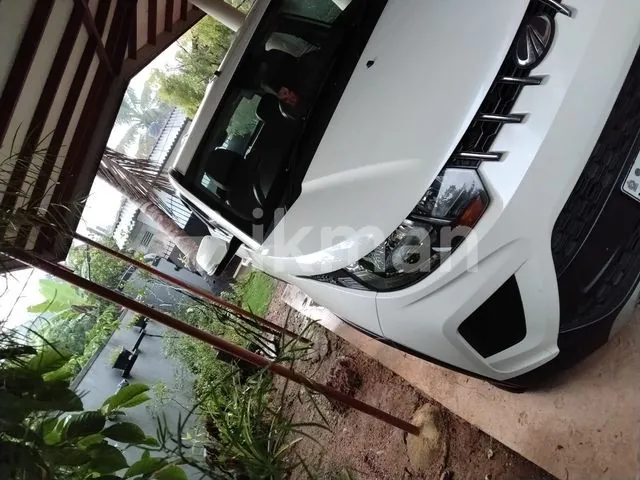 Mahindra Kuv100 2021 photo 5