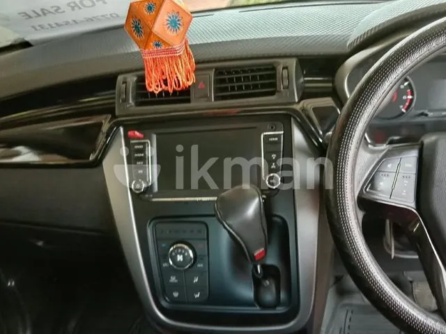 Mahindra Kuv100 2021 photo 4