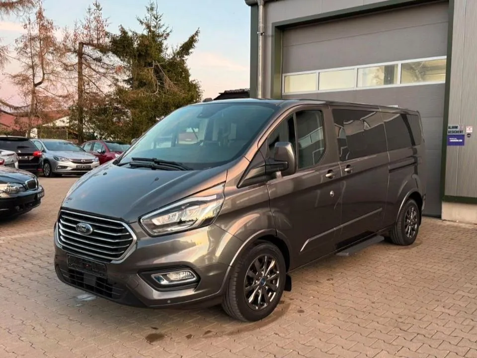 Ford Tourneo Custom