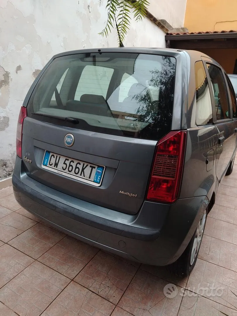 Fiat Idea 2005 photo 2