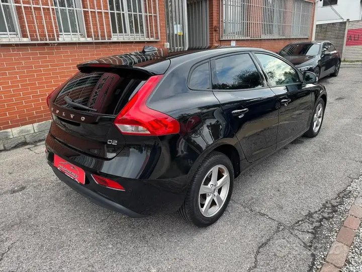 Volvo V40 2017 photo 4