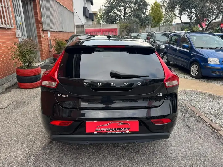 Volvo V40 2017 photo 5