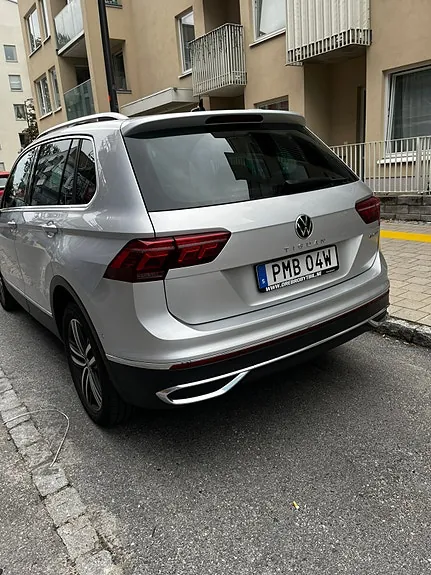 Volkswagen Tiguan 2022 photo 2