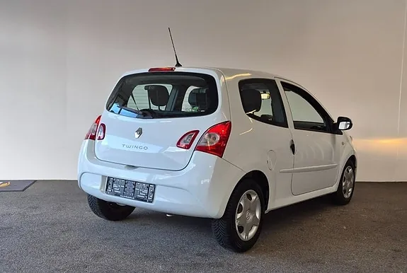 Renault Twingo 2013 photo 2