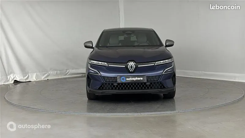 Renault Megane 2023 photo 2
